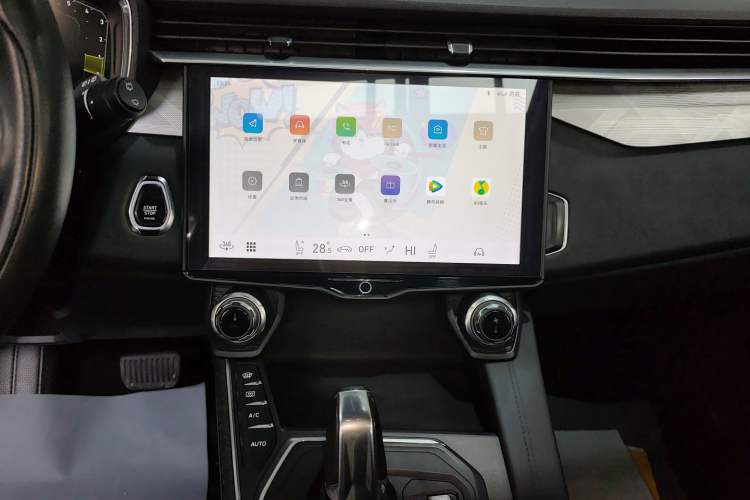 Used Lynk & Co 01 2021 2.0TD Two-Wheel-Drive Pro Trim
