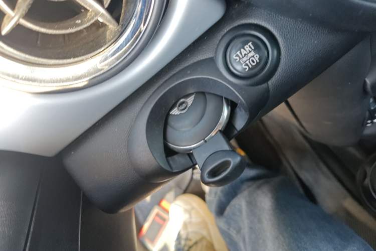 Used MINI MINI 2013 1.6L ONE Limited Edition First Version
