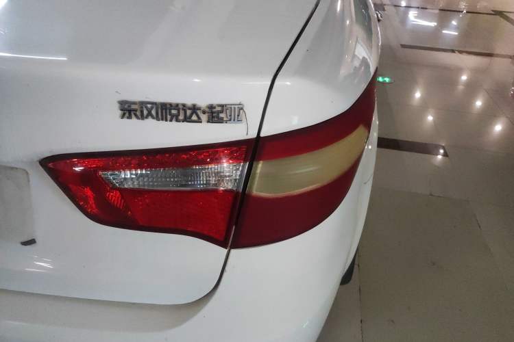 Used Kia K2 2012 Sedan 1.4L Automatic GLS Commemorative Edition
