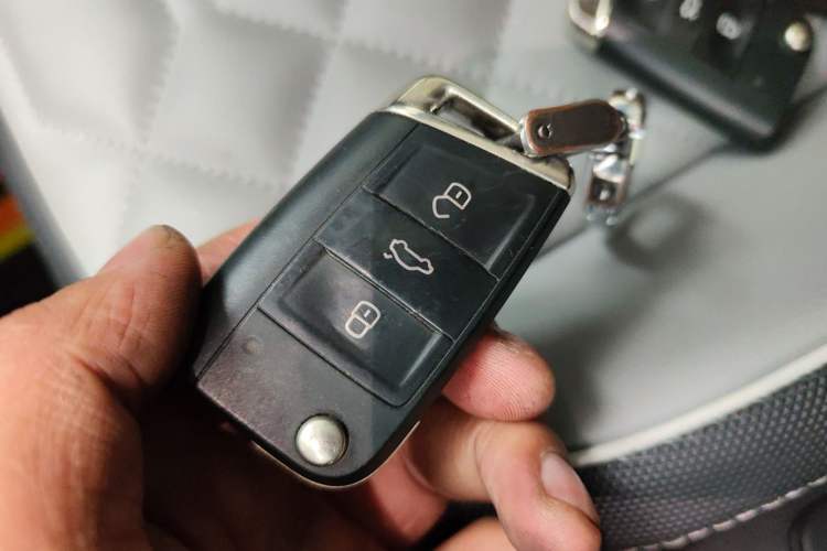 Used Volkswagen Tayron 2023 280TSI Two-Wheel-Drive Luxury Plus Advanced Version Vehicle Key