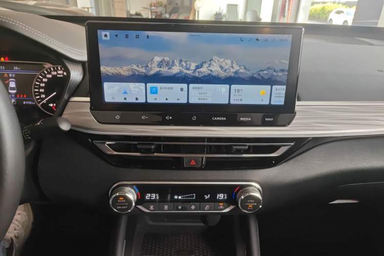 Used Nissan Teana 2022 2.0T XL Enjoyment Edition Audio And AC Panel