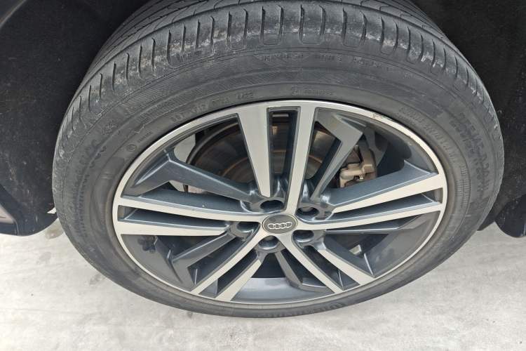 Used Audi Q5L 2020 Updated 40 TFSI Prestige Fashion Edition