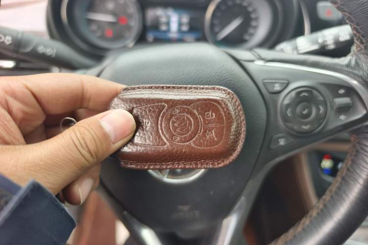 Used Buick Envision 2016 28T Four-Wheel Drive Elite Version