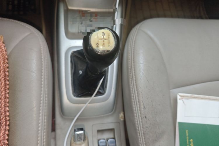 Used CHANGAN Alsvin V3 2012 1.3L Manual Luxury Version China IV Standard Gear Lever