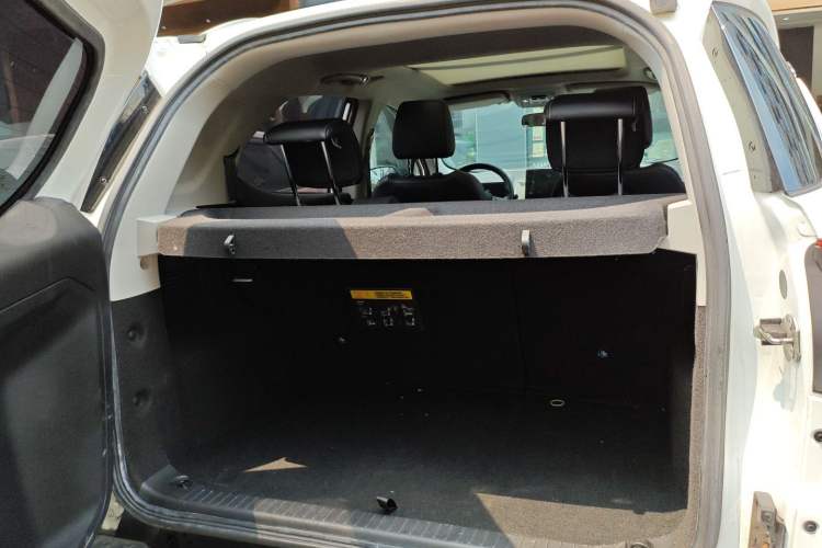 Used BYD Yuan New Energy 2019 EV360 Smart Connect Enjoyment Model Trunk