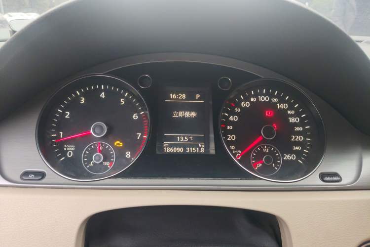 Used Volkswagen Magotan 2012 Revised 1.8TSI Luxury Version Instrument Cluster