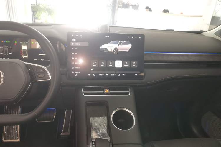 Used Hima AITO M5 2022 Range-Extended Rear-Drive Standard Version Audio And AC Panel