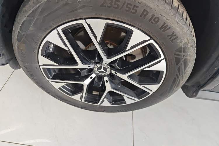 Used Mercedes-Benz GLC 2024 GLC 260 L 4MATIC Dynamic Edition 5-seater Exterior 4