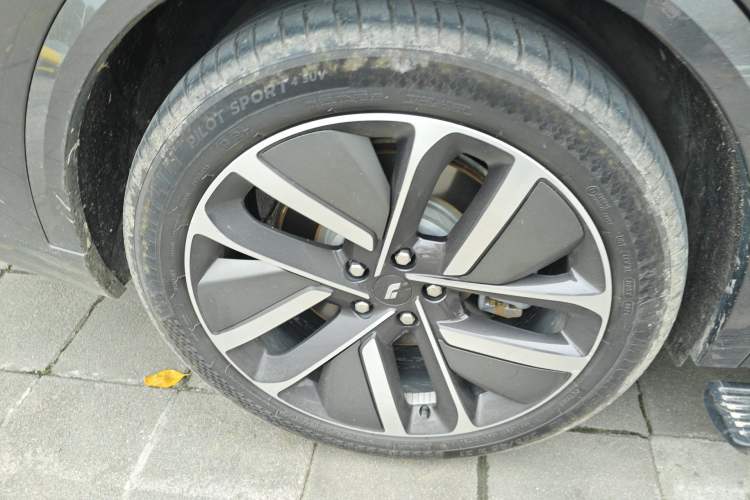 Used Li Auto L9 2024 Ultra Model Right Rear Wheel Hub