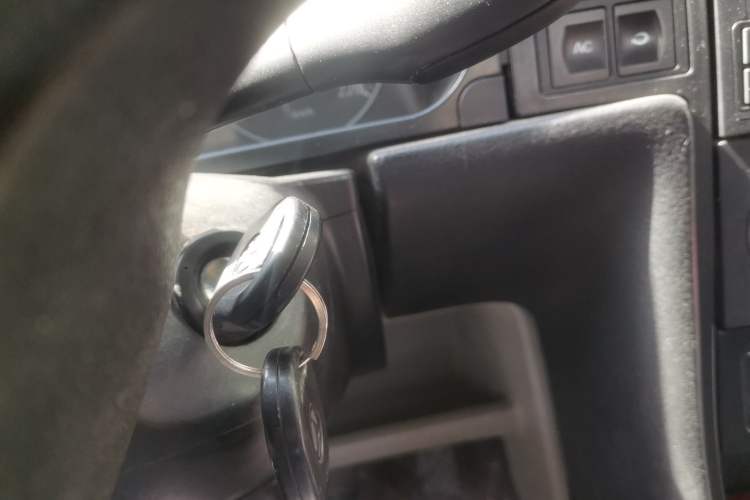 Used Volkswagen Jetta 2010 1.6L Partner
