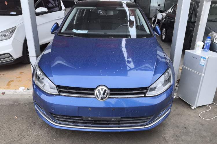 Used Volkswagen Golf 2015 1.4TSI Automatic Comfort Model Front