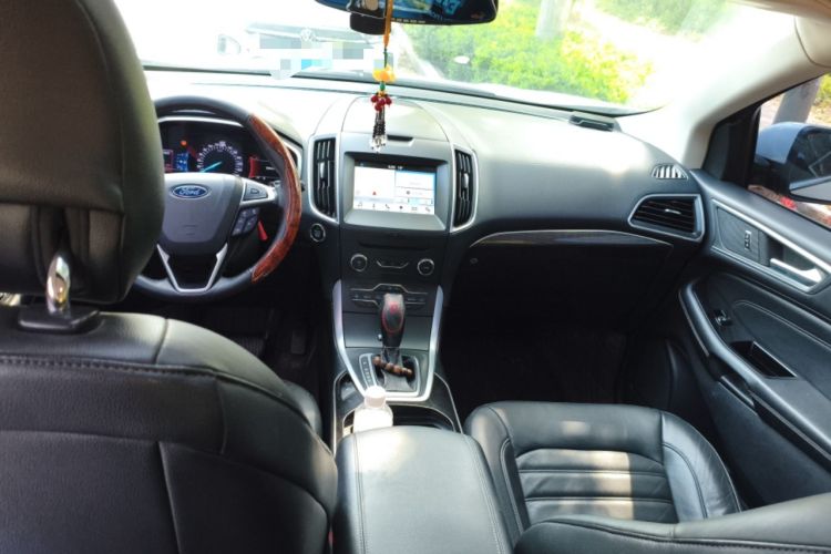 Used Ford Edge 2016 EcoBoost 245 Four-Wheel Drive Titanium Edition 7-Seater Headliner