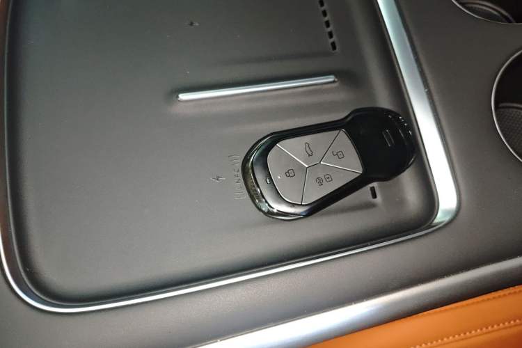 Used XPeng G9 2025 625 Long-Range Max Vehicle Key