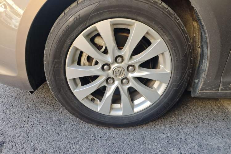 Used Buick LaCrosse 2013 2.4L SIDI Elite Comfort Version
