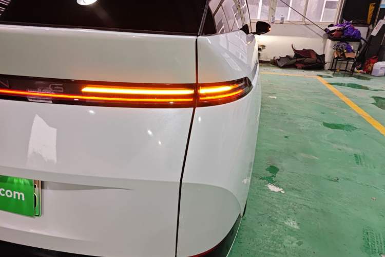 Used XPeng X9 2024 610 Long-Range Pro
