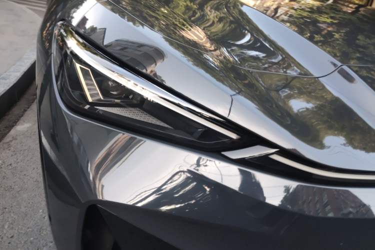 Used Volkswagen ID.UNYX 2025 Pure Model