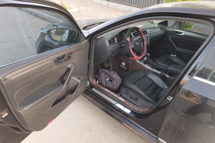 Used Volkswagen Passat 2016 330TSI DSG Luxury Edition