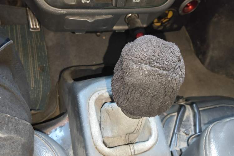 Used Jinbei Hiace X30 2013 1.3L Standard Version