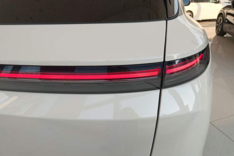 Used Li Auto L7 2023 Pro Model
