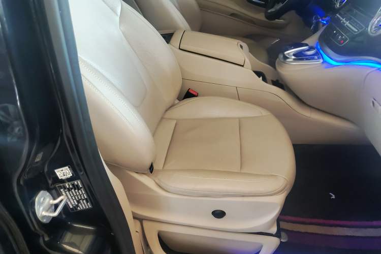 Used Mercedes-Benz V-Class 2016 V 260 Prestige Edition
