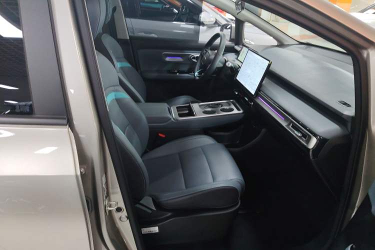 Used AION Y 2023 Plus 510 Smart Edition
