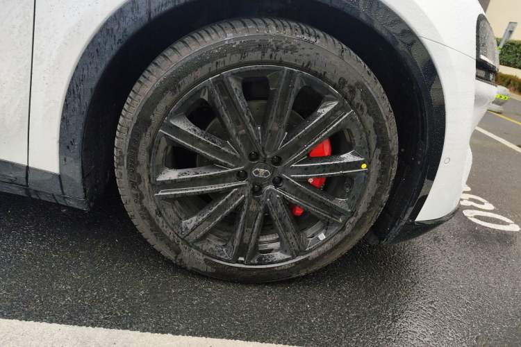 Used Hima Luxeed R7 2025 Extended-Range 331km Ultra
