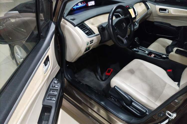 Used Honda Jade 2014 1.8L Automatic Comfort Elite Version 5 Seats