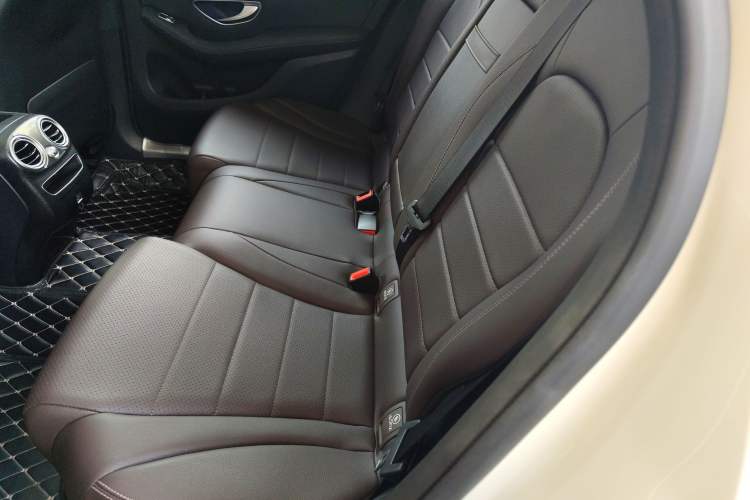 Used Mercedes-Benz GLC 2020 GLC 300 L 4MATIC Dynamic Edition
