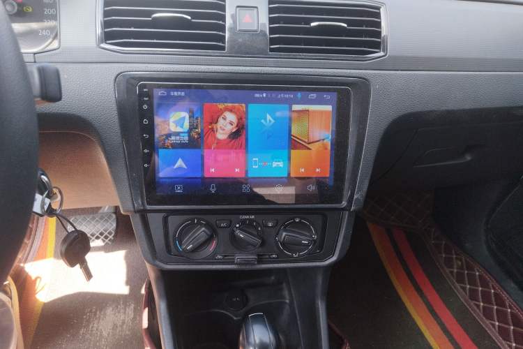 Used Volkswagen Santana 2021 1.5L Automatic Fashion Edition Audio And AC Panel