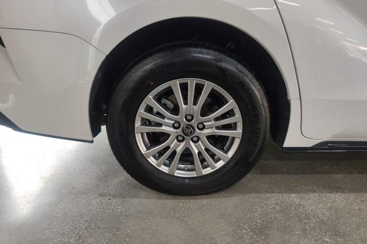 Used Toyota Sienna 2021 2.5L Hybrid Premium Edition