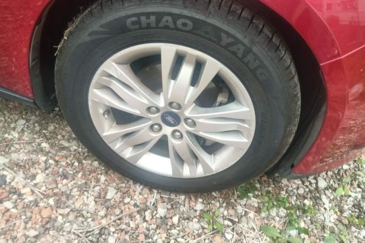 Used Ford Focus 2012 Sedan 1.6L Automatic Comfort Model
