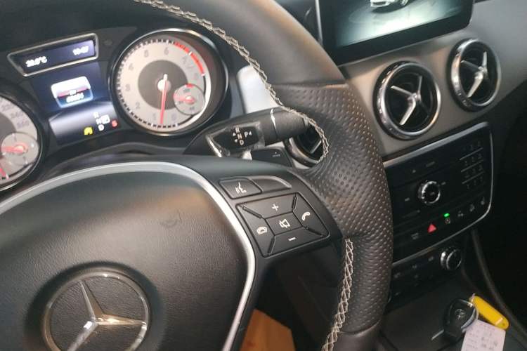 Used Mercedes-Benz GLA 2016 GLA 220 4MATIC Luxury Model