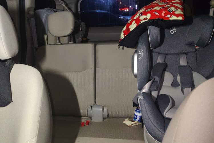 Used Nissan NV200 2014 1.6L CVT Luxury Model China IV Standard
