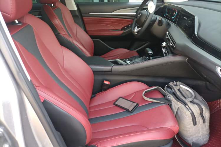 Used CHANGAN Eado 2021 PLUS Blue Whale NE 1.4T GDI DCT Prestige Model Right Front Seat