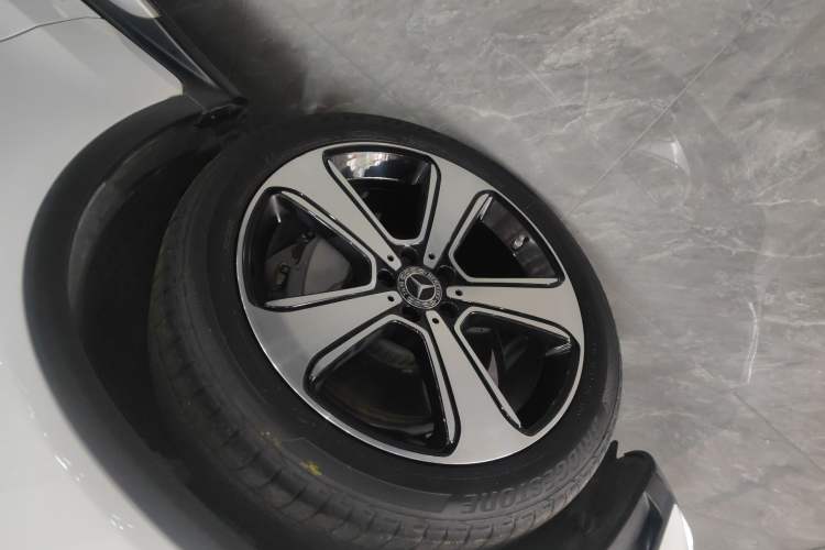 Used Mercedes-Benz GLC 2020 Facelifted GLC 300 L 4MATIC Luxury Edition