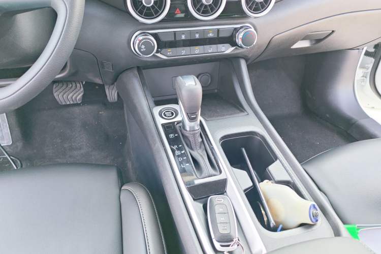 Used Nissan Sylphy 2026 Model 1.6L CVT Genuine Edition
