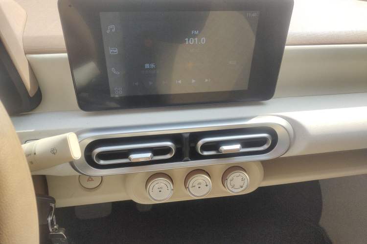 Used Wuling Hongguang MINIEV 2024 3rd Generation 215km Advanced Version