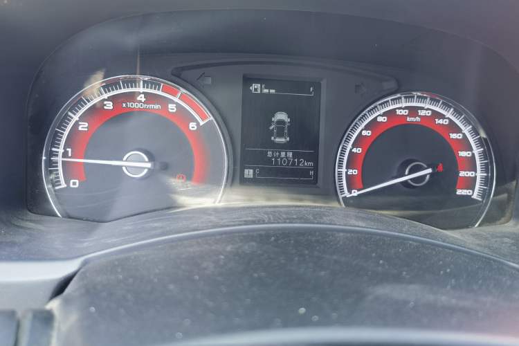 Used Isuzu D-MAX 2020 2.5T 4WD Manual Navigation Version China VI Standard Extended Length JE4D25Q6A Instrument Cluster