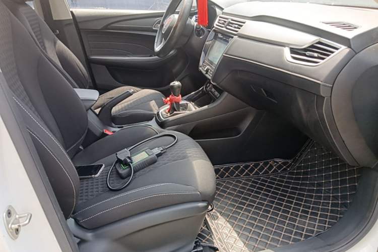 Used Roewe i5 2020 1.5L Manual 4G Connect Luxury Edition