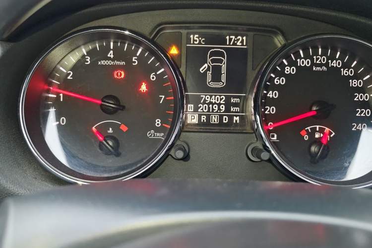 Used Nissan Qashqai 2012 2.0 XL Fire CVT 2WD Odometer Close Up