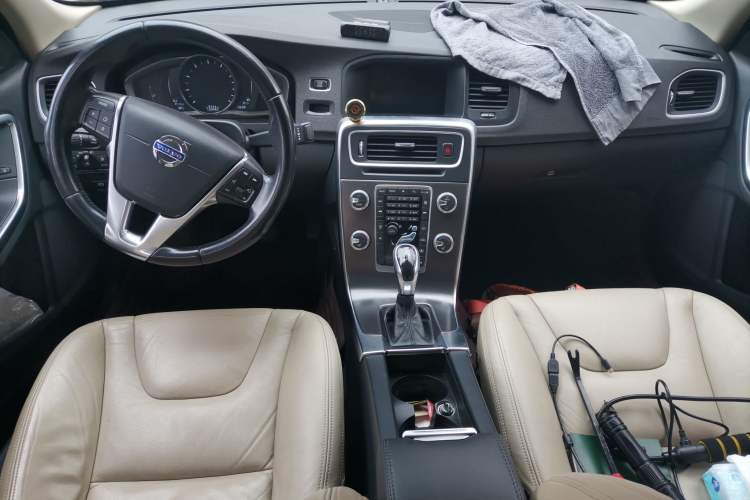 Used Volvo S60 2015 S60L T5 Intelligent Drive Edition
