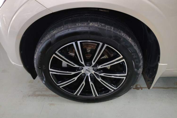 Used Volvo XC60 2021 T5 4x4 Smart Luxury Edition