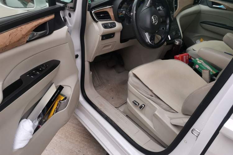 Used Buick GL8 2017 ES 28T Comfort Model China V Standard