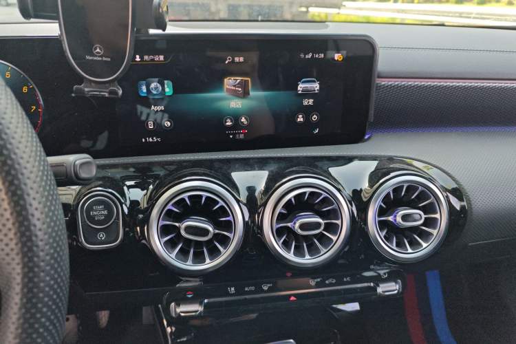 Used Mercedes-Benz A-Class 2020 Restyled A 200 L Sport Sedan Fashion Version
