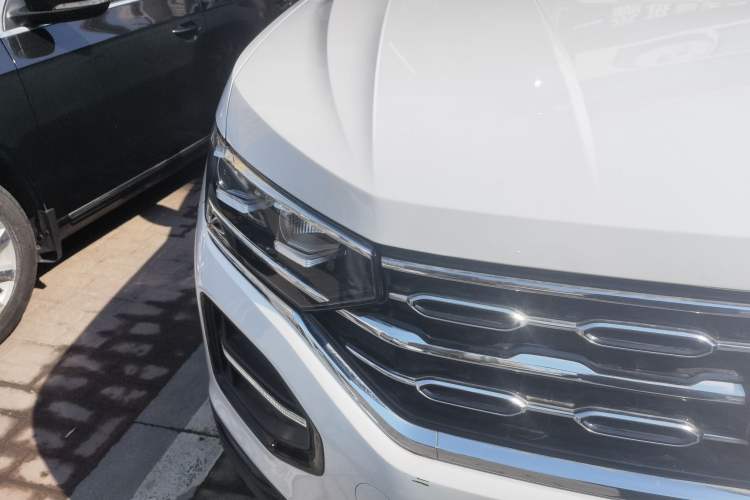 Used Volkswagen Tayron 2020 330TSI Two-Wheel Drive Luxury Smart Connectivity Version
