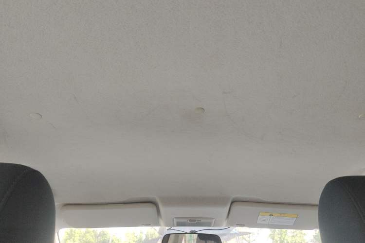 Used CHANGAN Benni E-Star 2022 Qingxin Edition Colorful Model Lithium Iron Phosphate Headliner