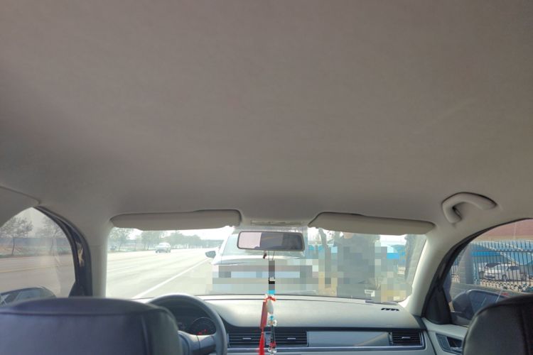 Used Volkswagen Bora 2013 1.6L Manual Fashion Edition Headliner