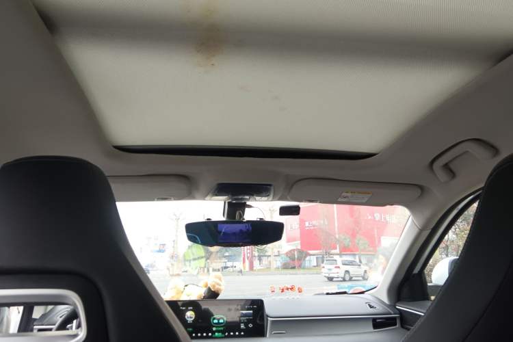 Used NETA U 2022 Zhi400 Pro Ternary Lithium Headliner