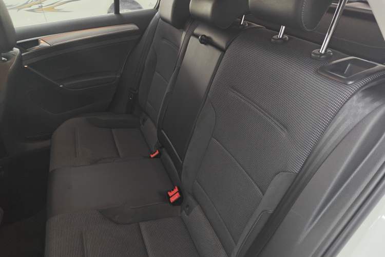 Used Volkswagen Golf 2020 280TSI DSG Comfort Version
