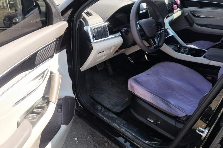 Used BYD Song PLUS New Energy 2025 DM-i 112KM Prestige Model Driver Seat